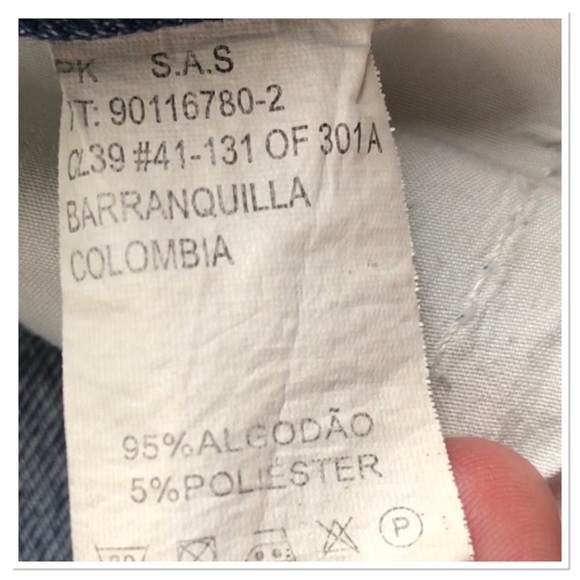 Angeles Wings Mom Shorts High Waisted Blue Denim Distressed Size Large - Picture 7 of 7